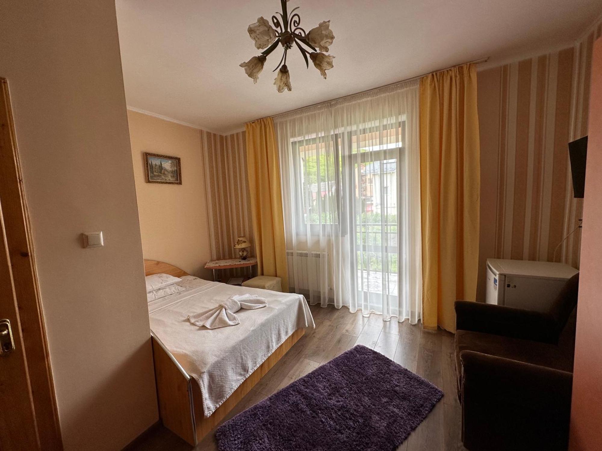 Hotel Сонячна Перлина à Polyana  Chambre photo