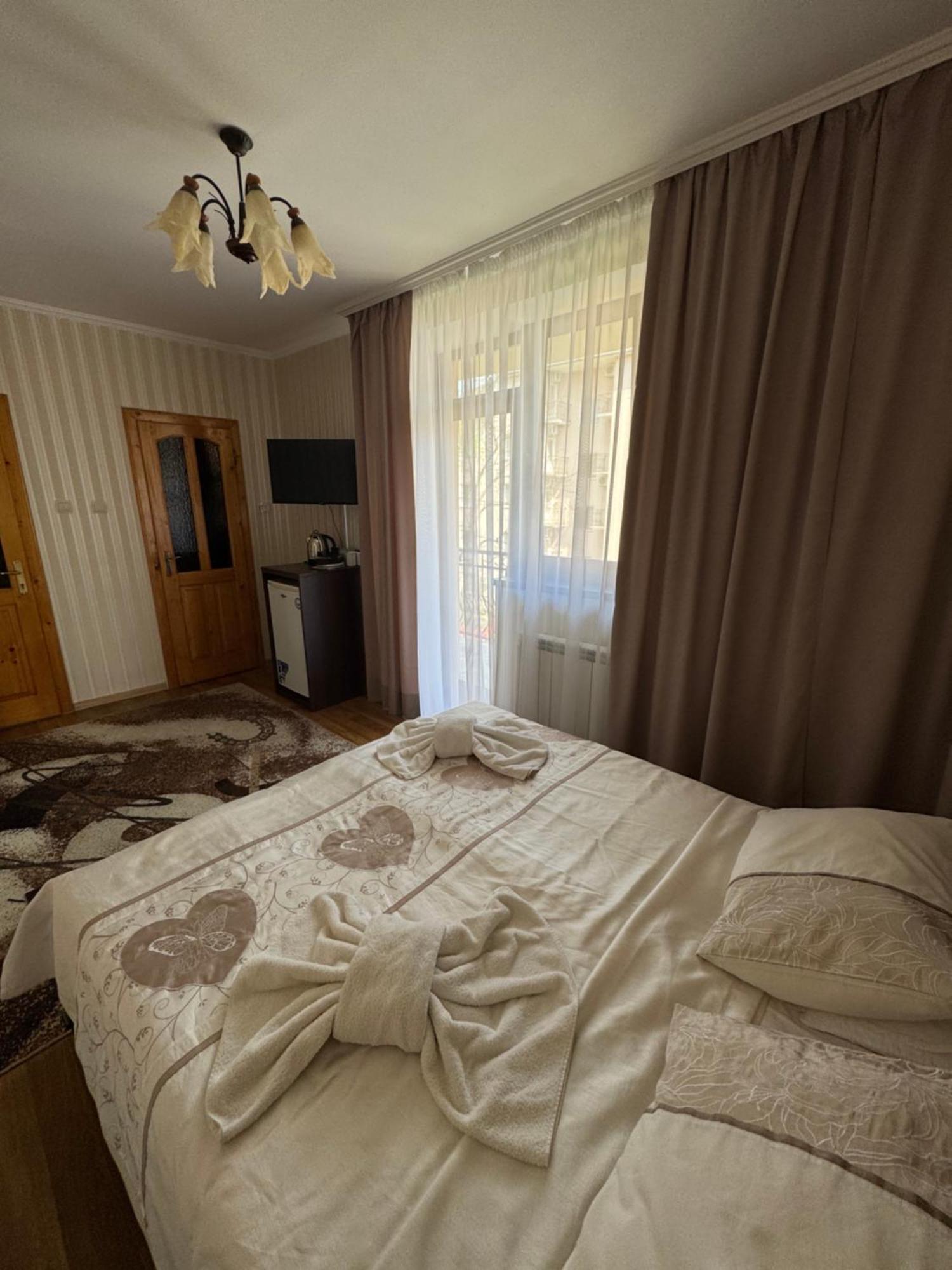 Hotel Сонячна Перлина à Polyana  Extérieur photo